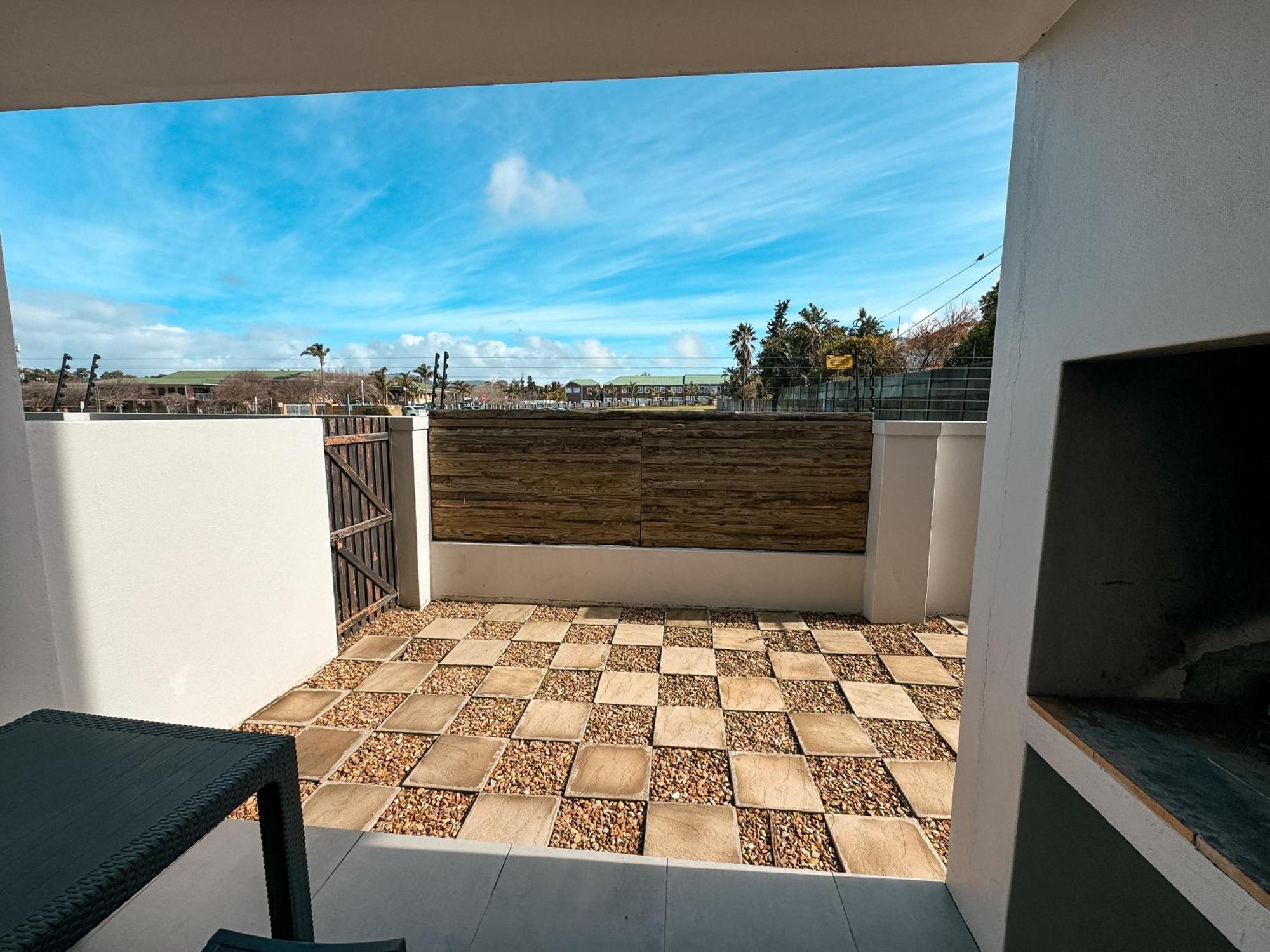 Nemesia Court Lägenhet Durbanville Exteriör bild